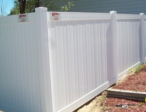 fence company manitou springs